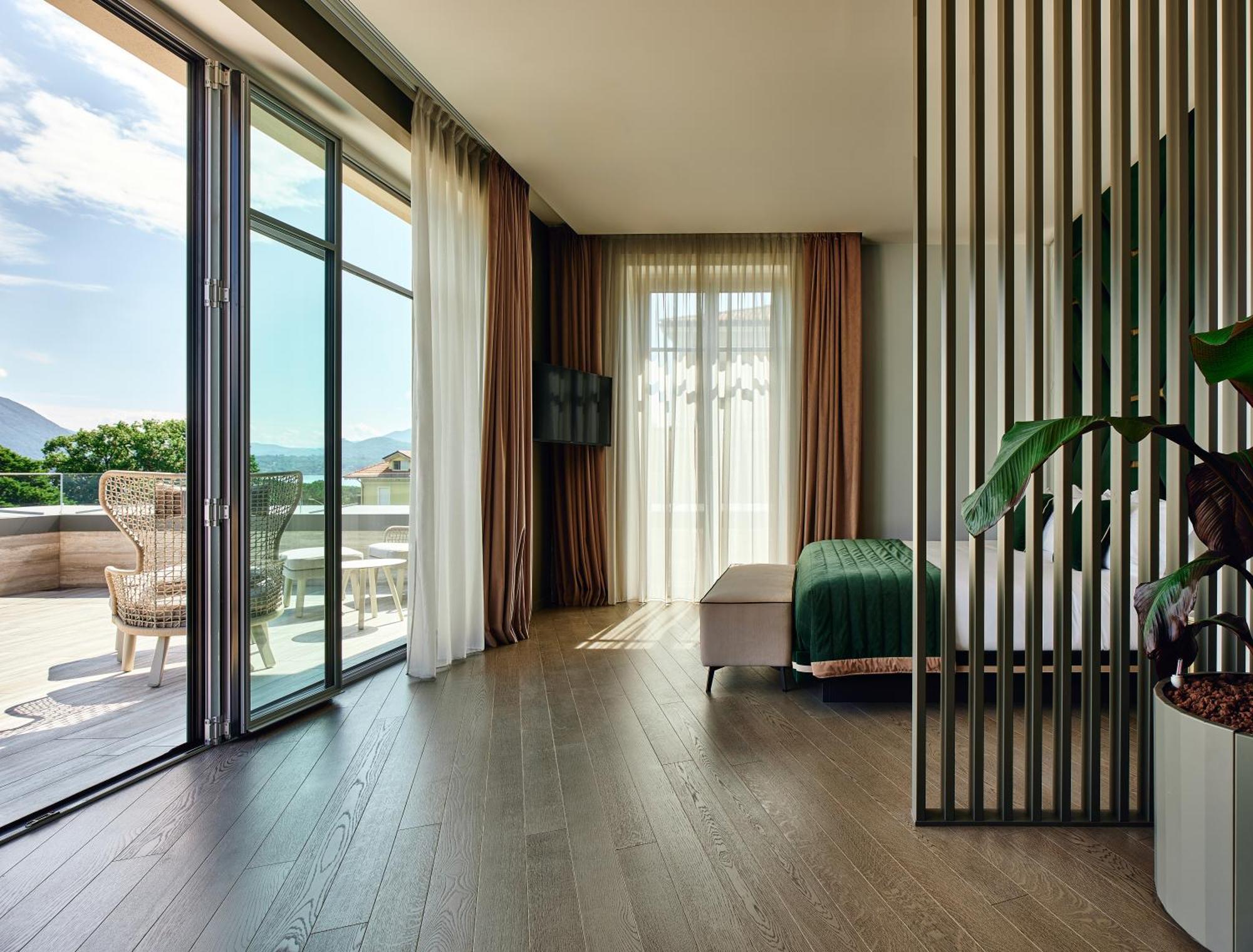 Boutique Hotel สเตรซา ภายนอก รูปภาพ