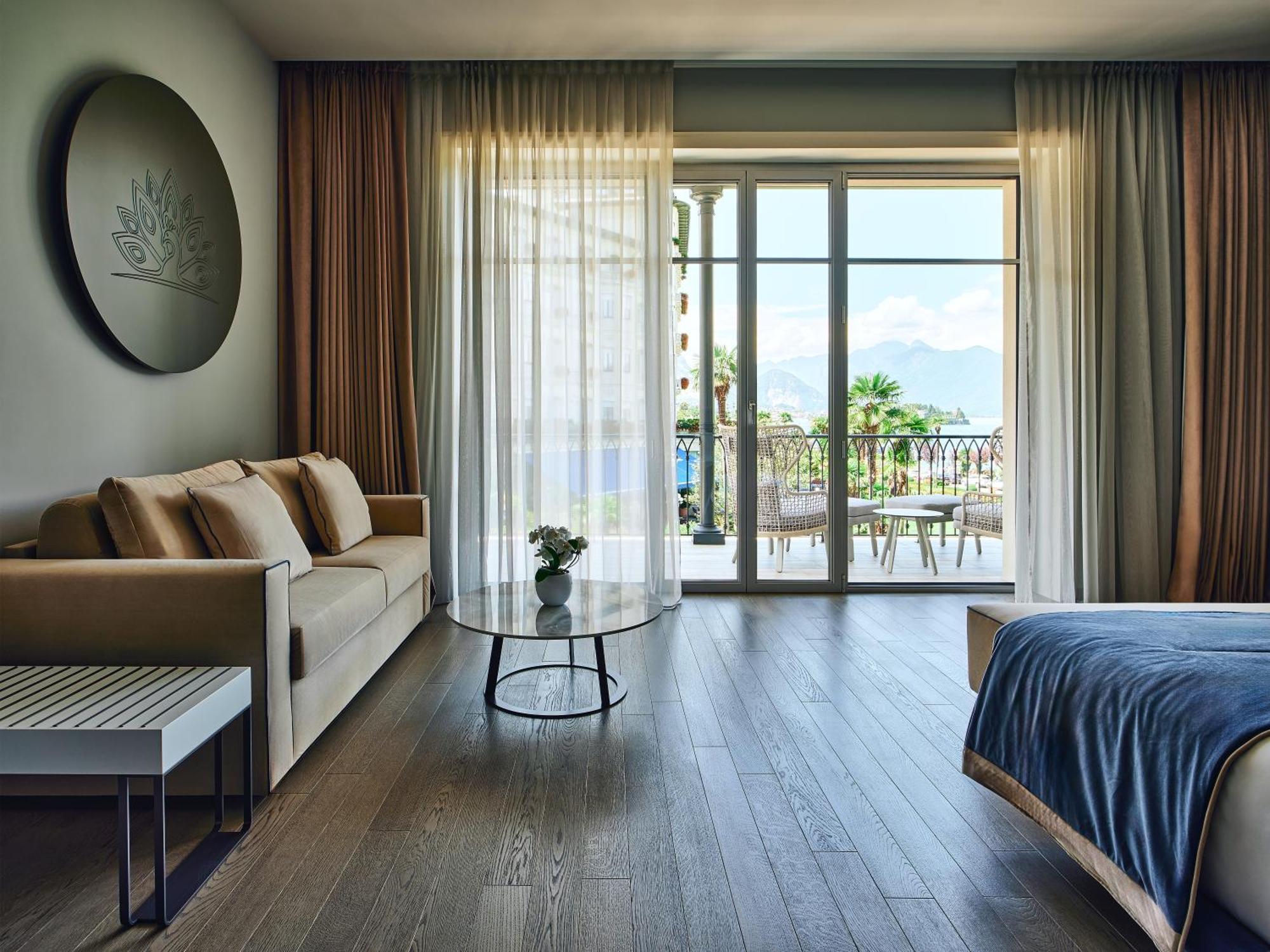 Boutique Hotel สเตรซา ภายนอก รูปภาพ
