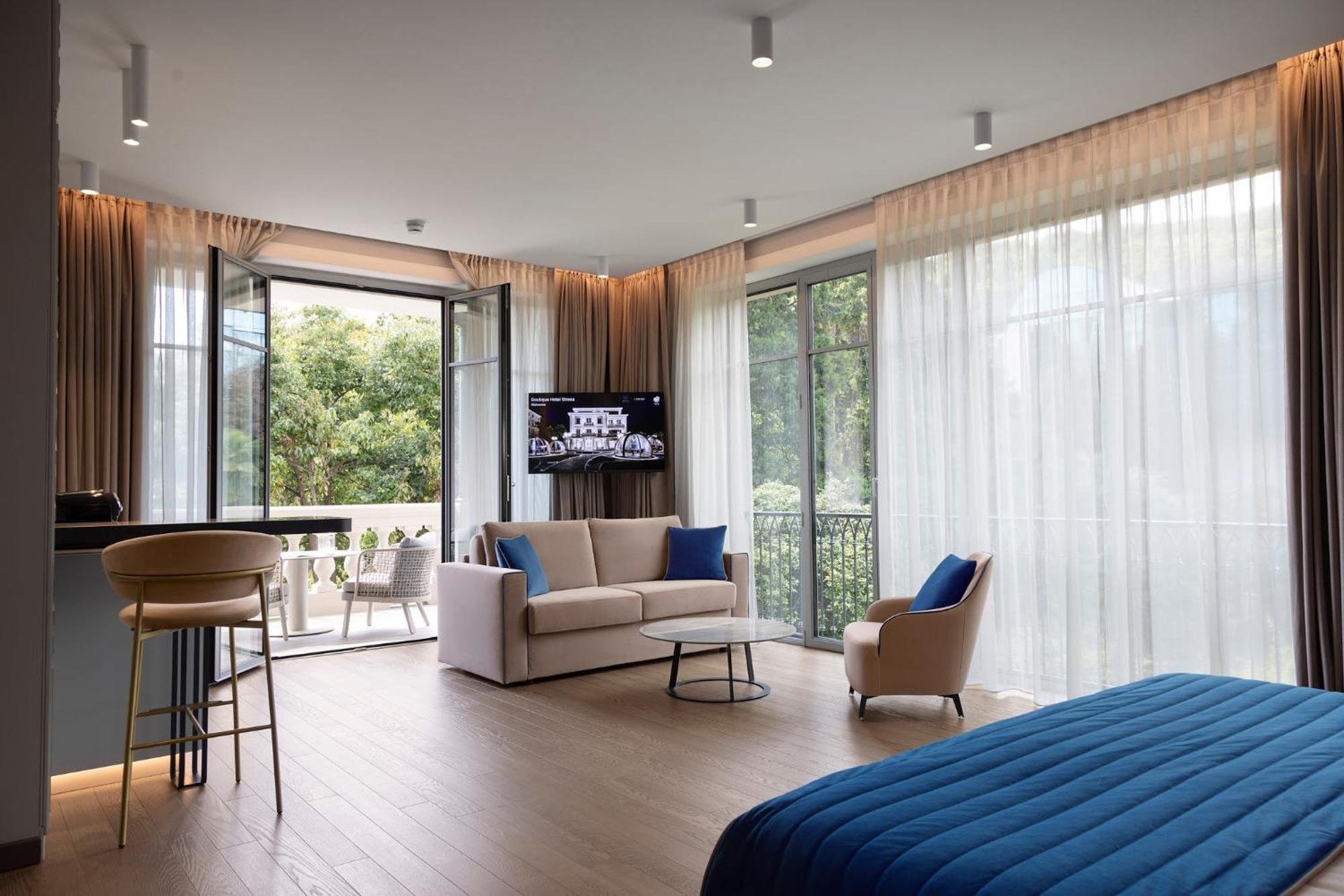 Boutique Hotel สเตรซา ภายนอก รูปภาพ